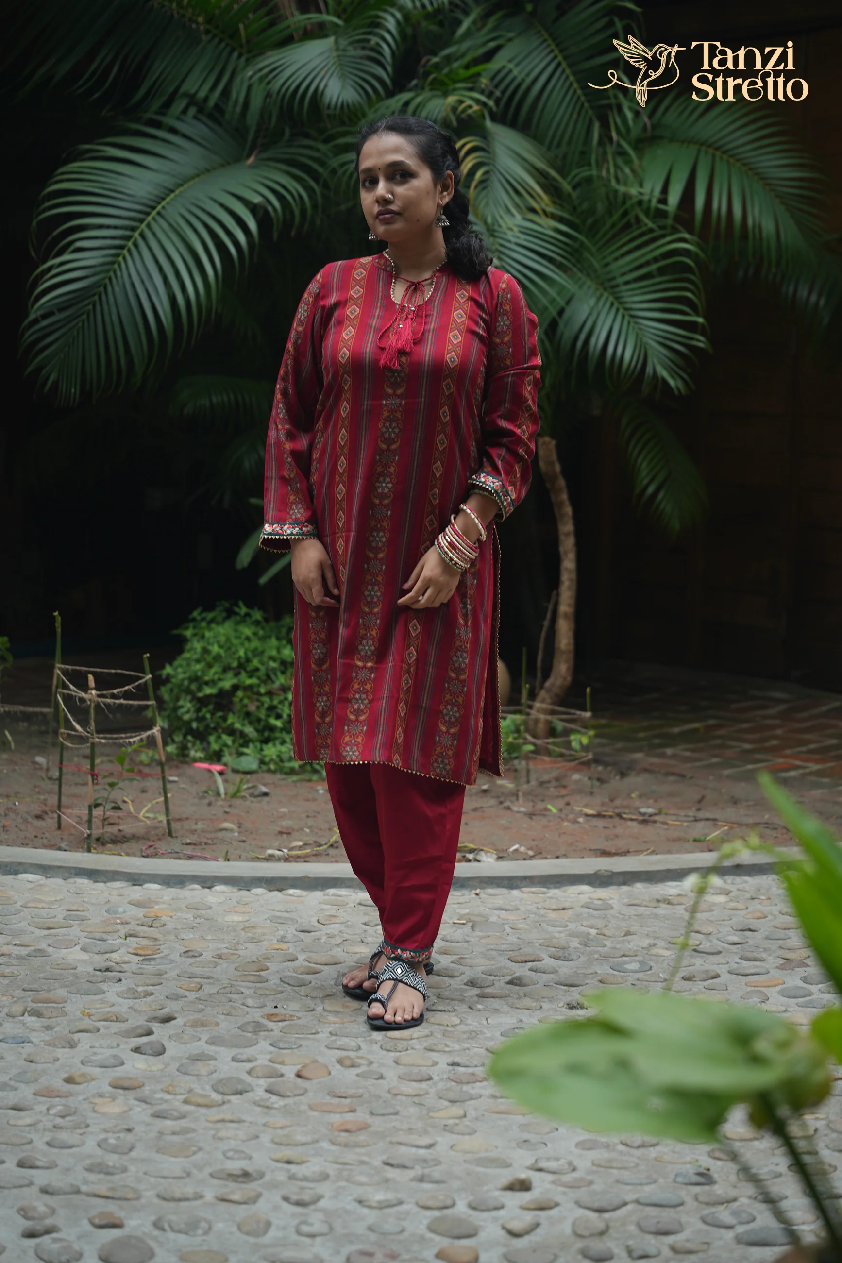 লীলাবতি - Leelaboti Dress - View 2