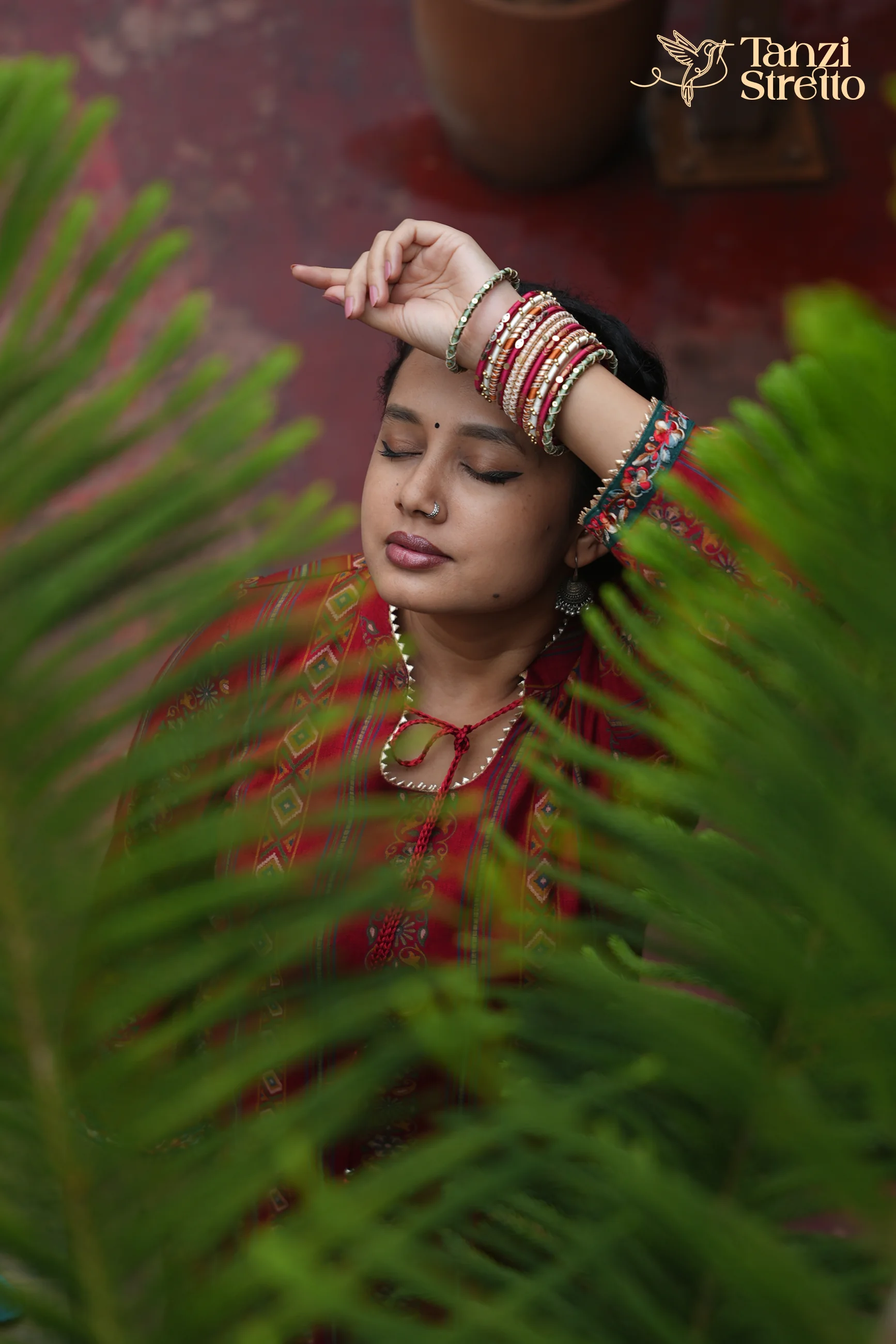 লীলাবতি - Leelaboti Bangle - View 4