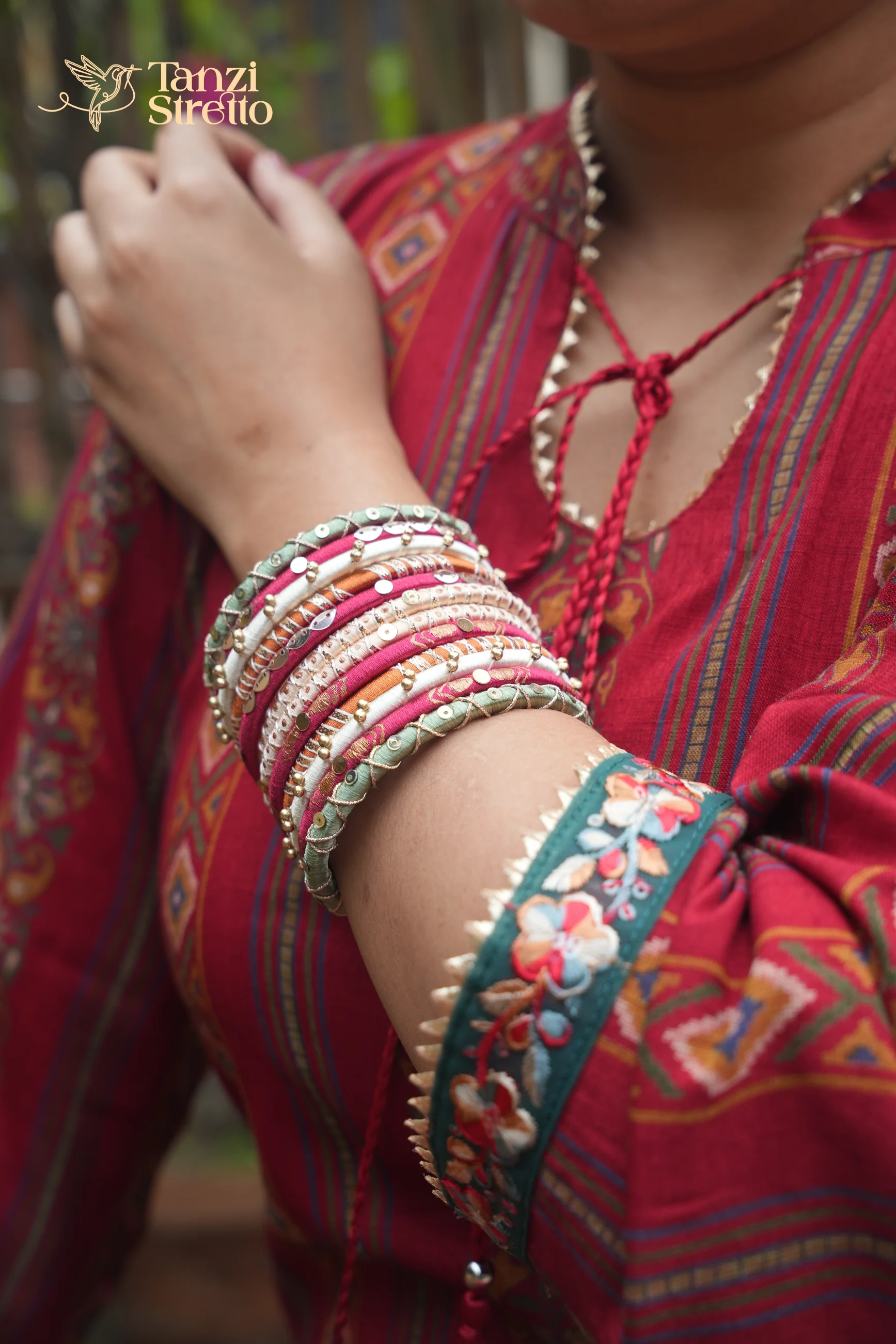 লীলাবতি - Leelaboti Bangle - View 1