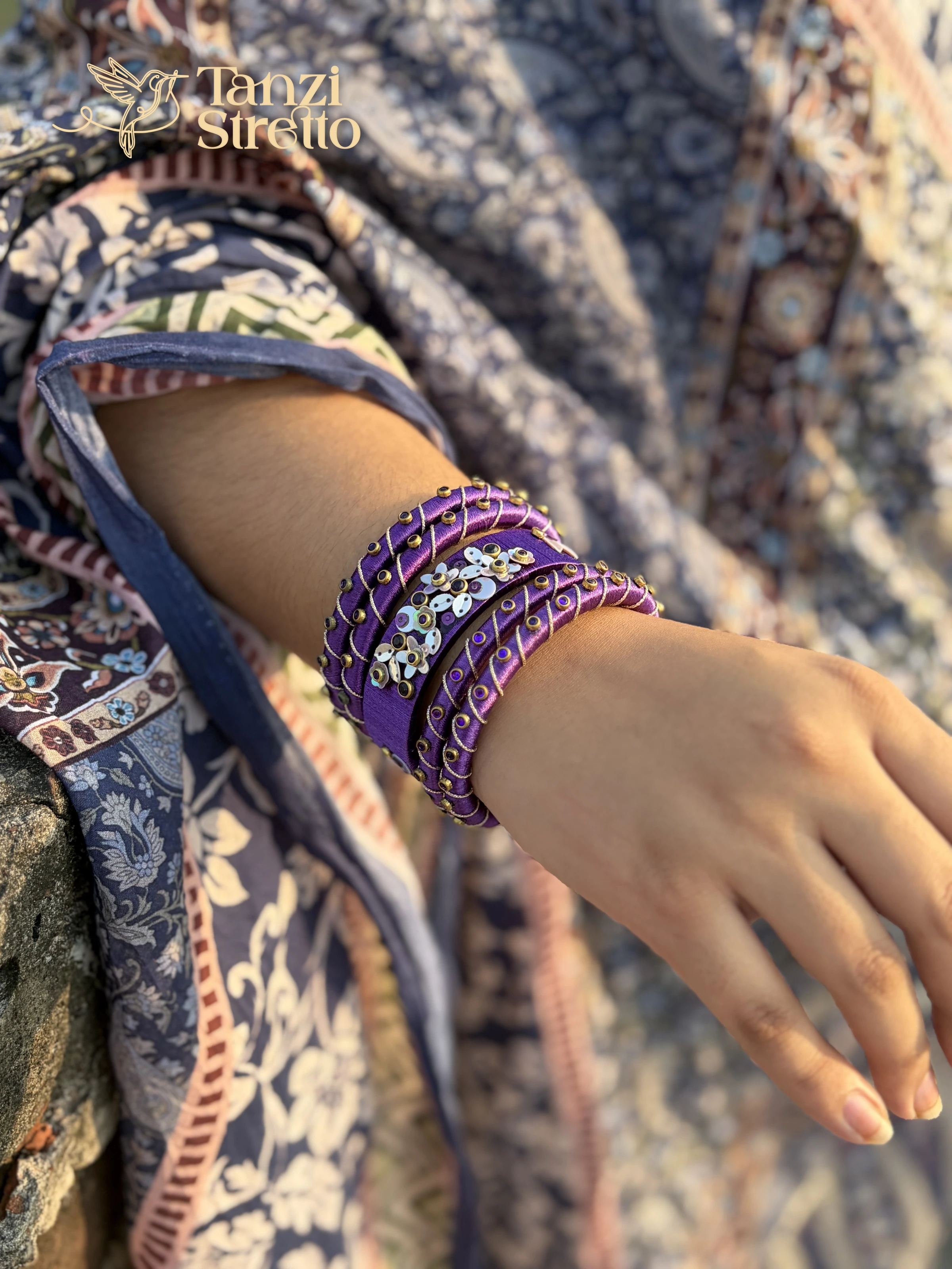 Jarul bangles worn over a printed dupatta