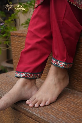 লীলাবতি - Leelaboti Dress - View 6